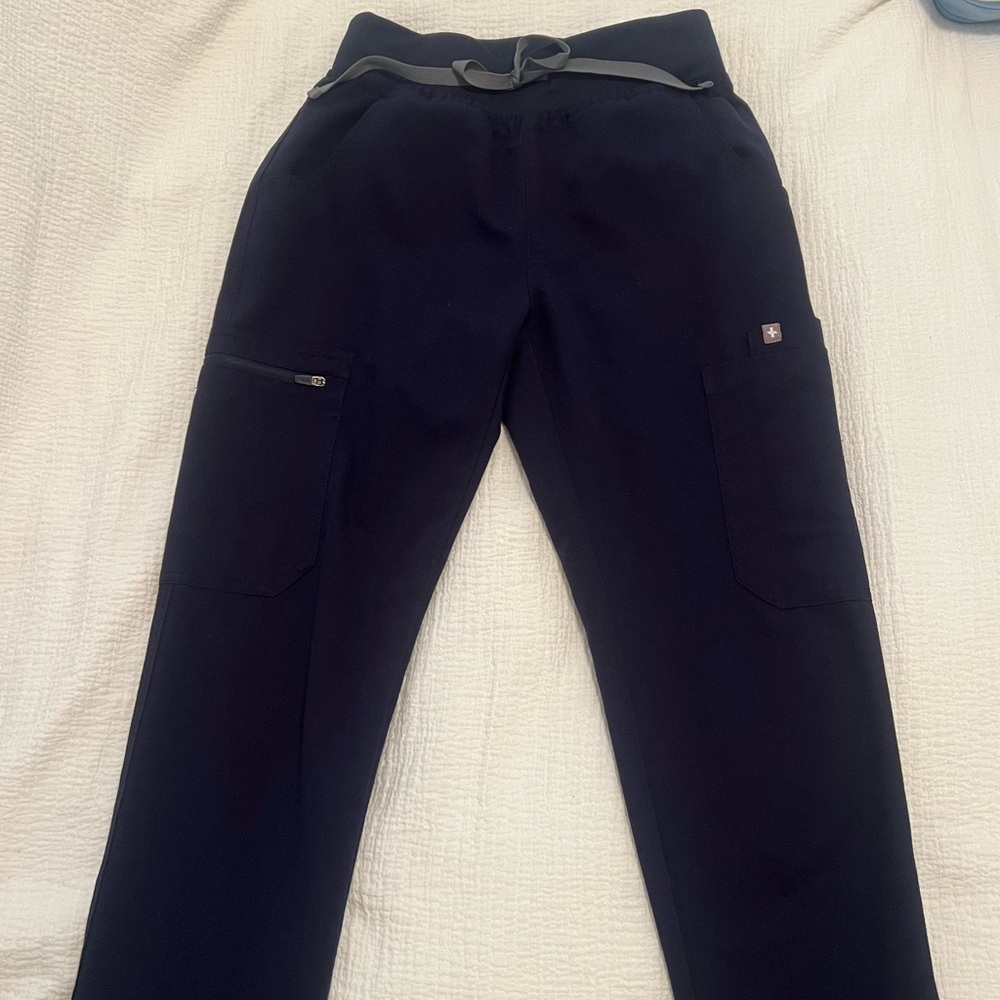 Navy figs scrub pants yola XXS